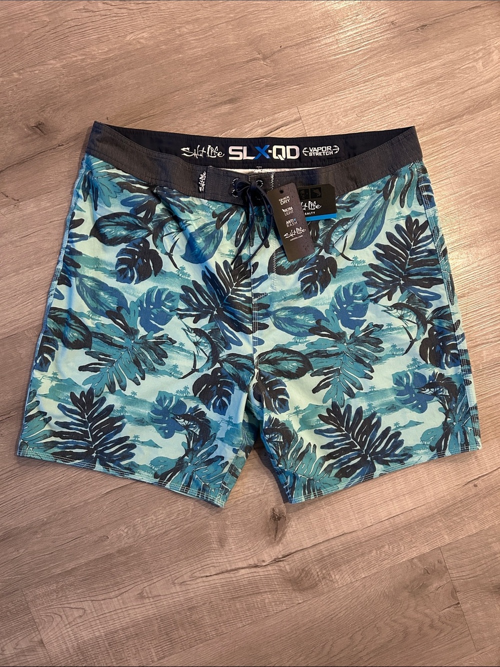 SALT LIFE | Men’s Quick Dry Shorts
